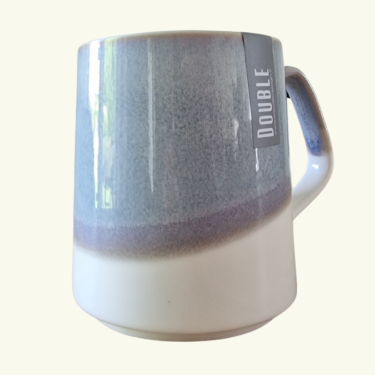 Tasse à thé dégradé de bleu